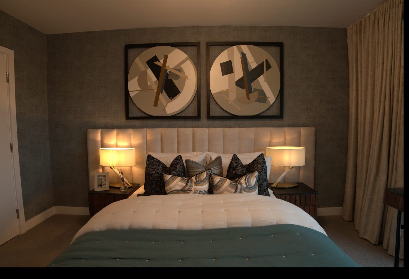 9 Notting Hill Gate, London W11